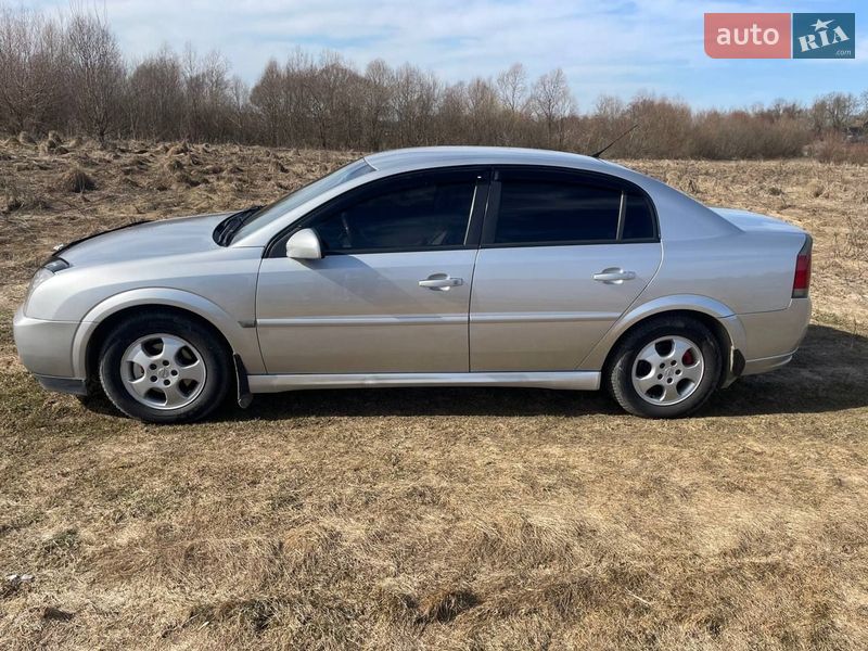 Седан Opel Vectra 2005 в Жидачове