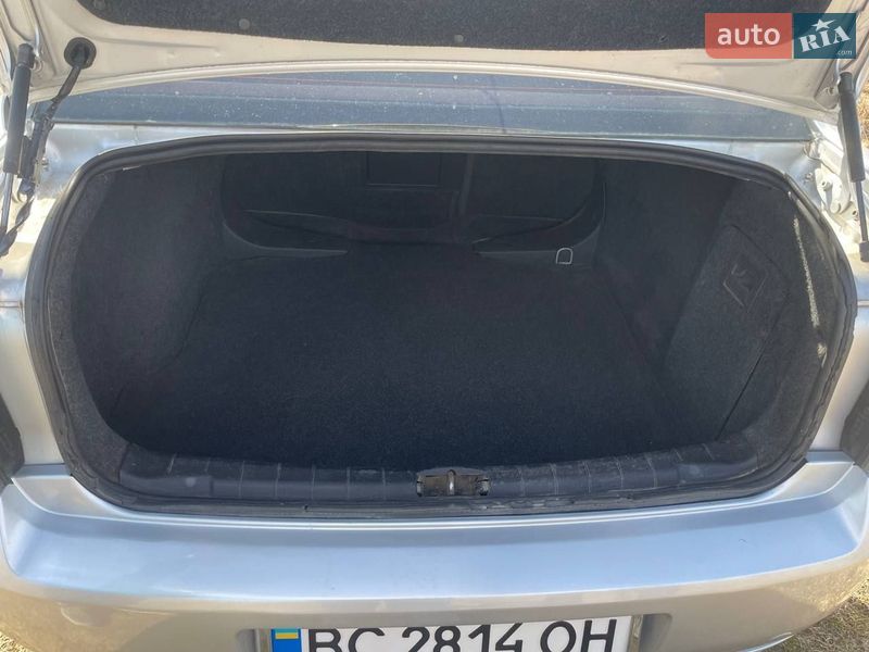 Седан Opel Vectra 2005 в Жидачове