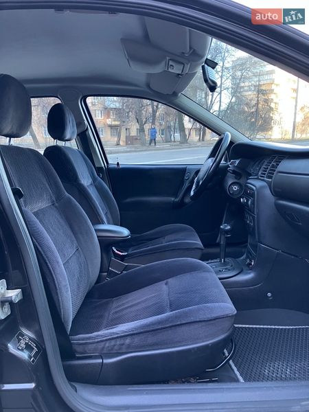 Седан Opel Vectra 2002 в Києві