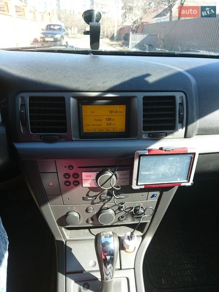 Седан Opel Vectra 2006 в Желтых Водах