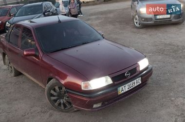 Седан Opel Vectra 1993 в Вашковцах