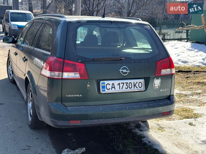 Универсал Opel Vectra 2004 в Ворзеле