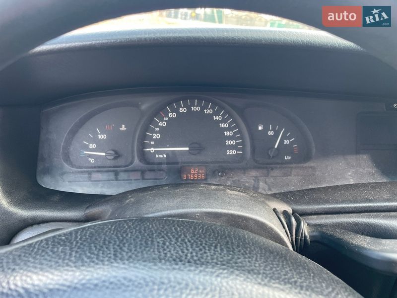 Седан Opel Vectra 1996 в Жовкве