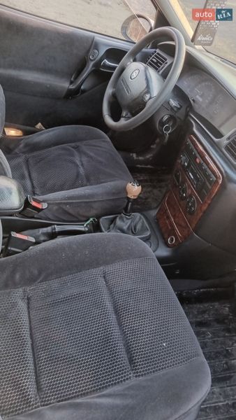 Седан Opel Vectra 2001 в Горохові