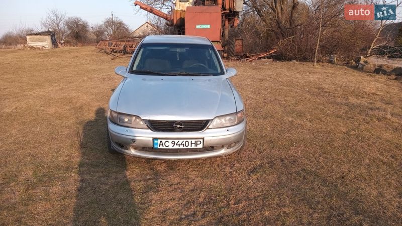 Седан Opel Vectra 2001 в Горохові