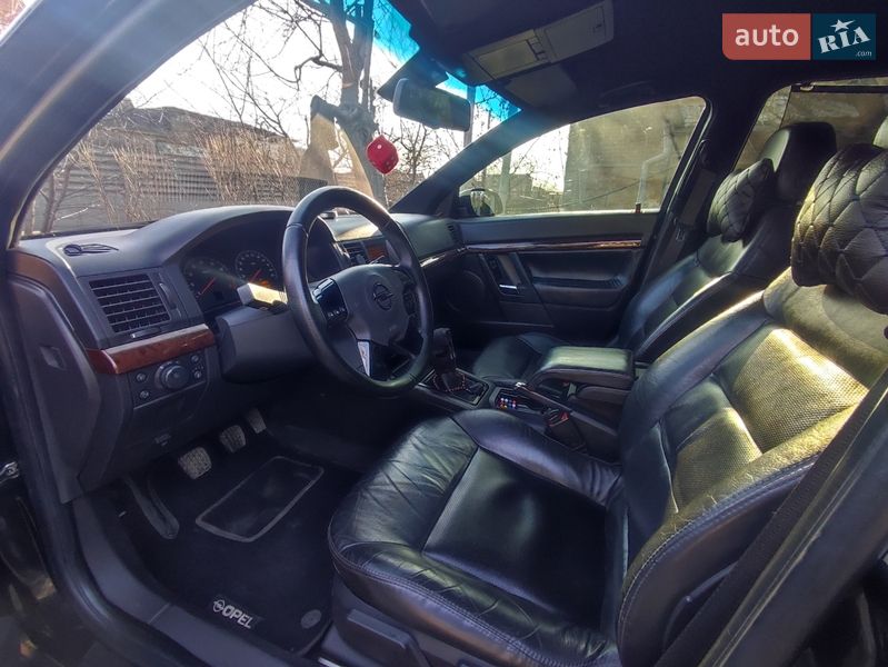 Седан Opel Vectra 2002 в Запорожье
