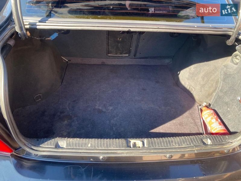 Седан Opel Vectra 2001 в Калуше