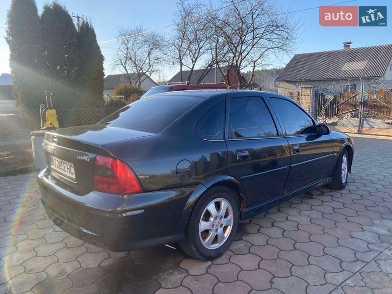 Седан Opel Vectra 2001 в Калуше