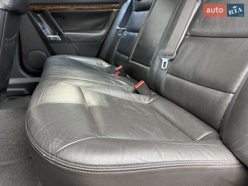 Седан Opel Vectra 2005 в Ровно