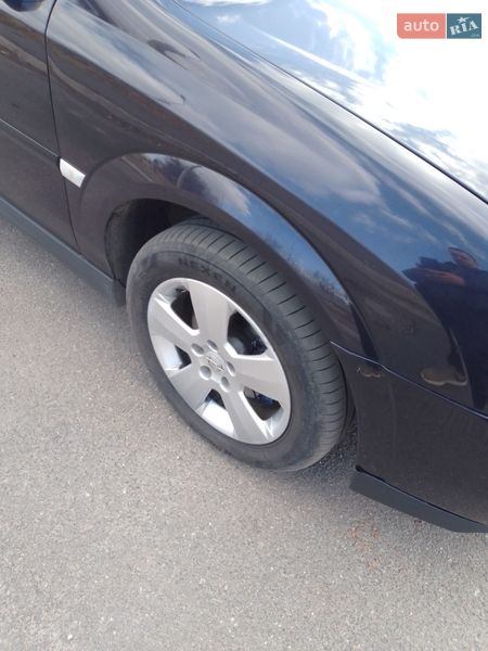 Седан Opel Vectra 2004 в Бердичеві