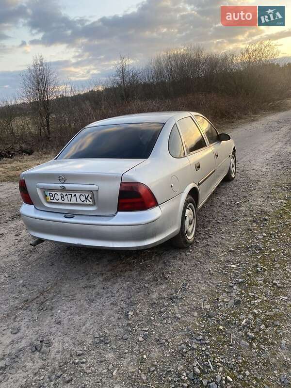 Седан Opel Vectra 1996 в Владимирце фото 4 Седан Opel Vectra 1996 в Владимирце