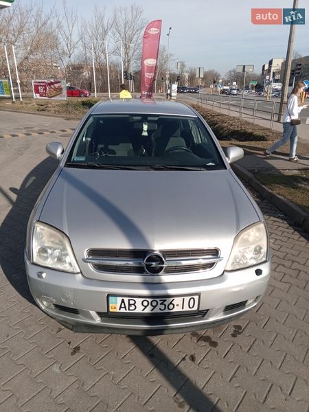 Opel Vectra 2004