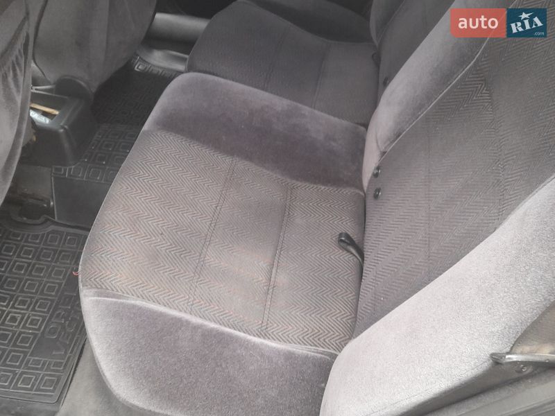 Седан Opel Vectra 1995 в Днепре