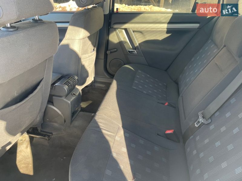 Седан Opel Vectra 2003 в Немирове