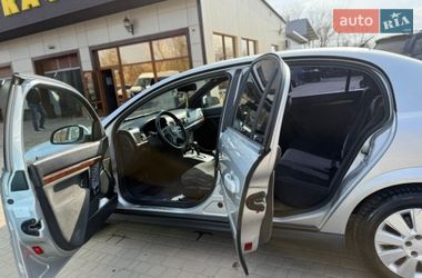 Седан Opel Vectra 2002 в Бердичеве