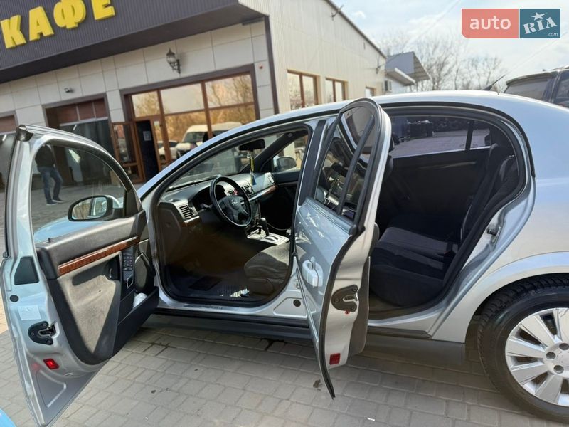 Седан Opel Vectra 2002 в Бердичеве