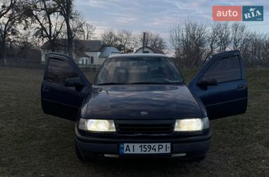 Седан Opel Vectra 1990 в Черкассах