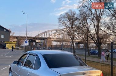 Седан Opel Vectra 2000 в Киеве