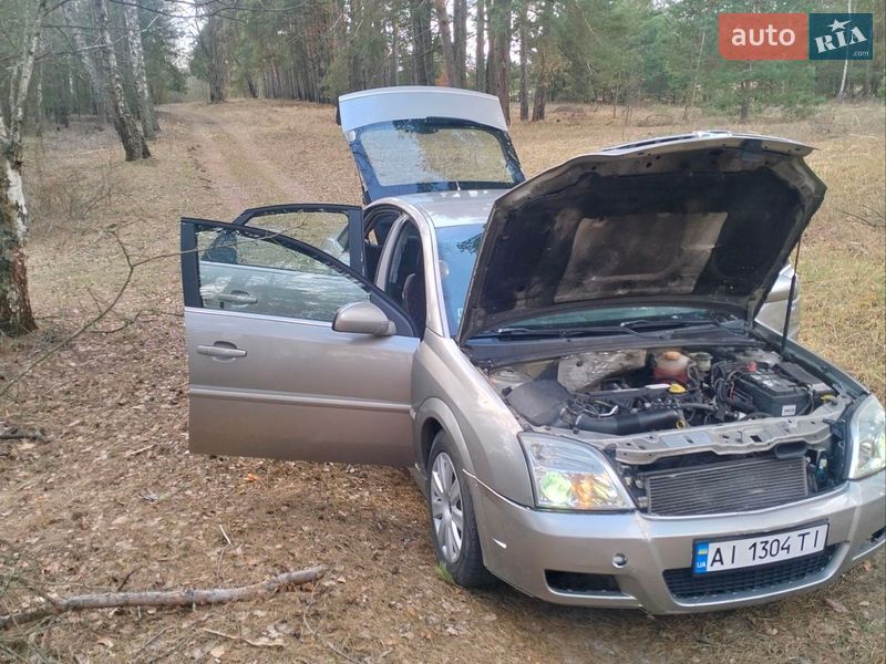 Лифтбек Opel Vectra 2003 в Киеве