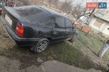 Лифтбек Opel Vectra 1990 в Погребище