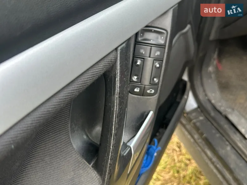 Opel Vectra 2004 VIN W0L0ZCF3551047138 фото оголошення 10 з 41