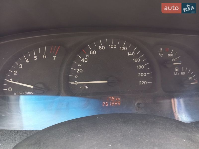 Ліфтбек Opel Vectra 1996 в Дніпрі