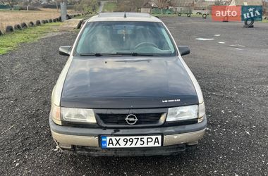 Седан Opel Vectra 1992 в Краснограді