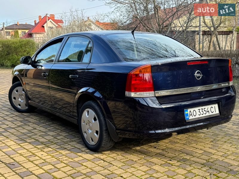 Седан Opel Vectra 2005 в Одесі