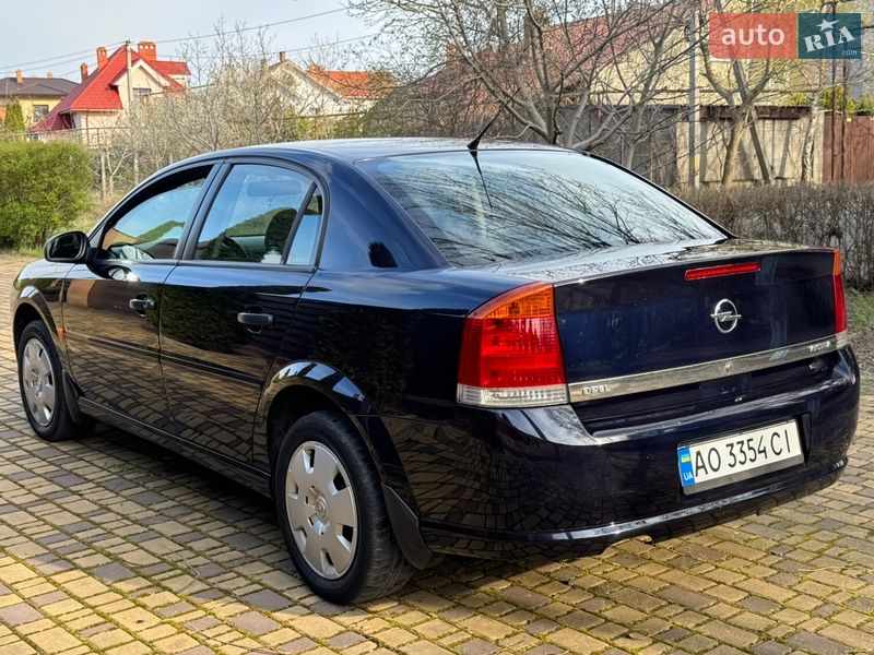 Седан Opel Vectra 2005 в Одесі