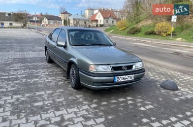 Лифтбек Opel Vectra 1993 в Зборове
