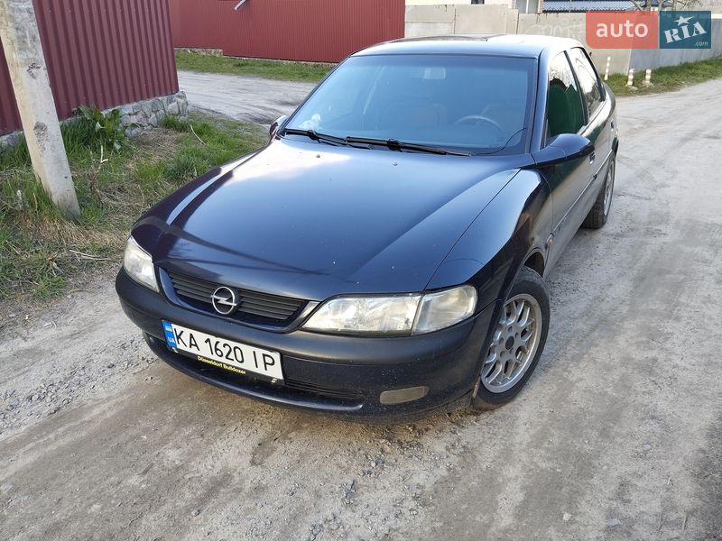 Седан Opel Vectra 1997 в Киеве