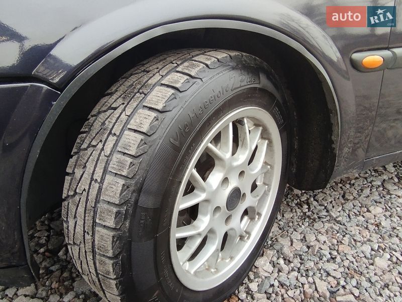 Седан Opel Vectra 1997 в Киеве