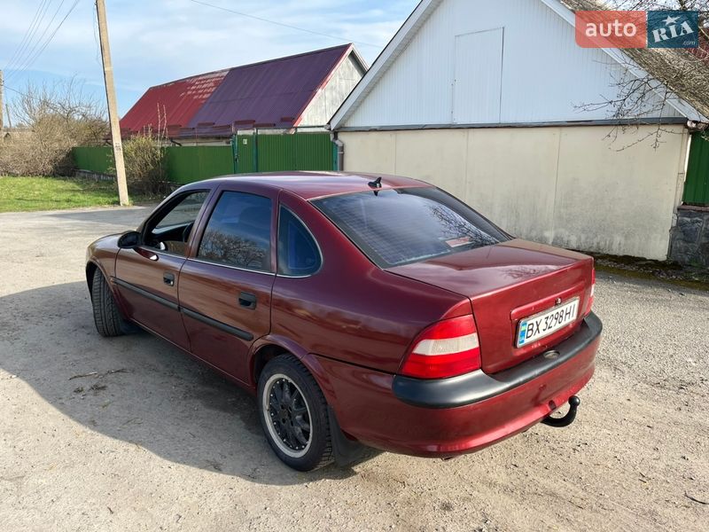 Седан Opel Vectra 1997 в Мирополі
