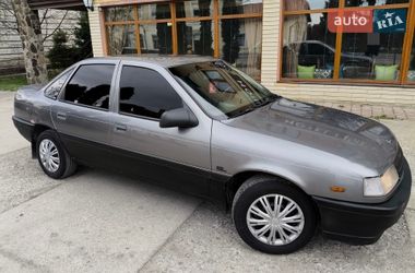 Седан Opel Vectra 1989 в Надвірній