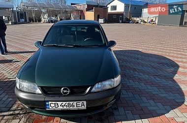 Седан Opel Vectra 1998 в Прилуках