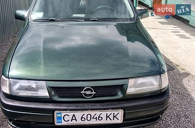Седан Opel Vectra 1995 в Умані