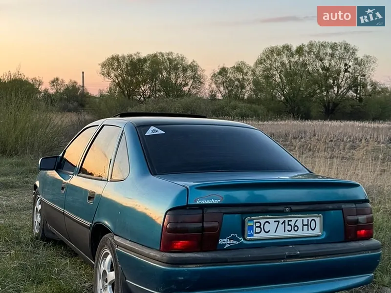 Opel Vectra 1993 VIN W0L000087P1131434 фото оголошення 7 з 56