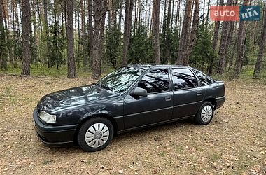 Седан Opel Vectra 1993 в Маневичах