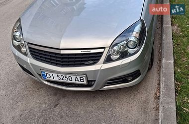 Седан Opel Vectra 2008 в Буче