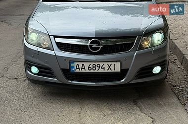Седан Opel Vectra 2008 в Киеве