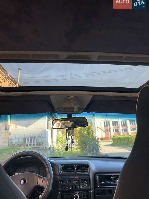 Седан Opel Vectra 1992 в Дубні
