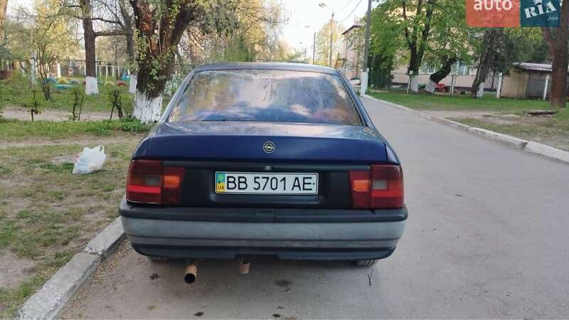 Седан Opel Vectra 1989 в Дунаевцах