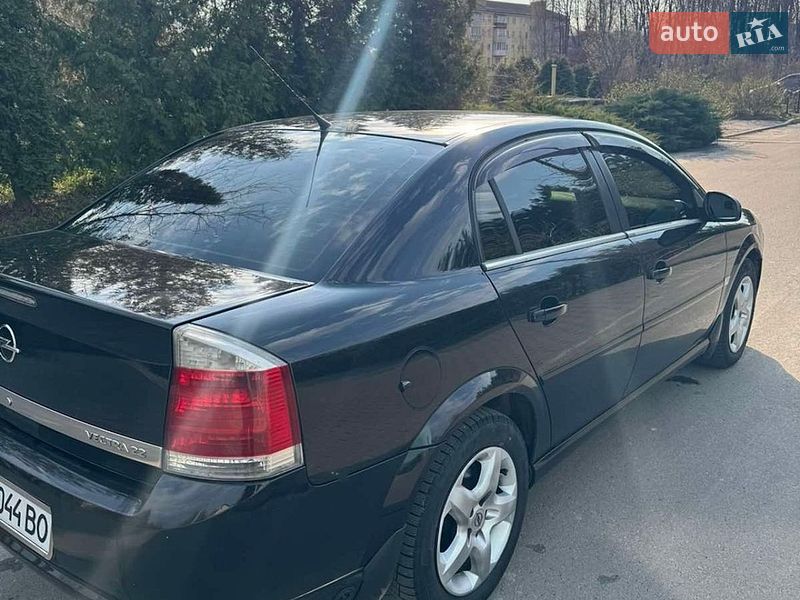 Седан Opel Vectra 2008 в Ровно