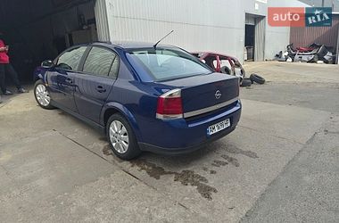 Седан Opel Vectra 2003 в Киеве