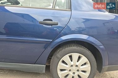 Седан Opel Vectra 2003 в Киеве