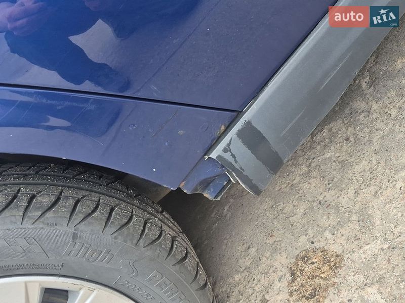 Седан Opel Vectra 2003 в Киеве