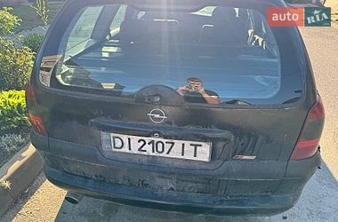 Универсал Opel Vectra 1998 в Львове