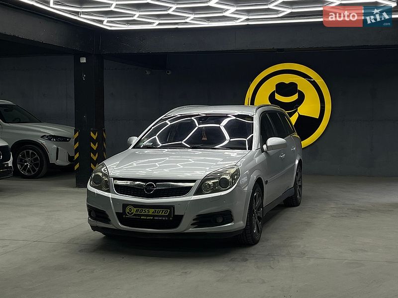 Универсал Opel Vectra 2008 в Черновцах