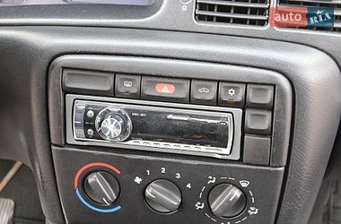 Седан Opel Vectra 1996 в Львове