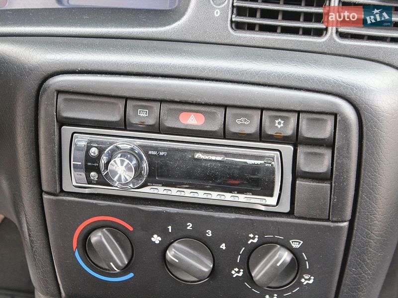 Седан Opel Vectra 1996 в Львове